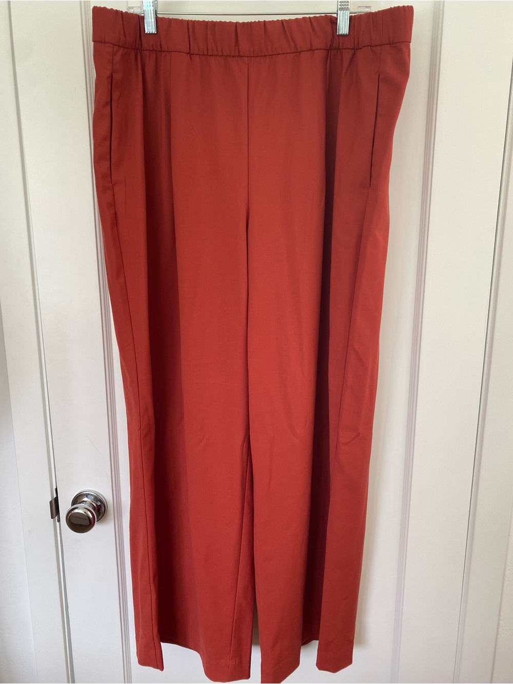 Ann Taylor Wide-Leg Pull-On Pants in Rust